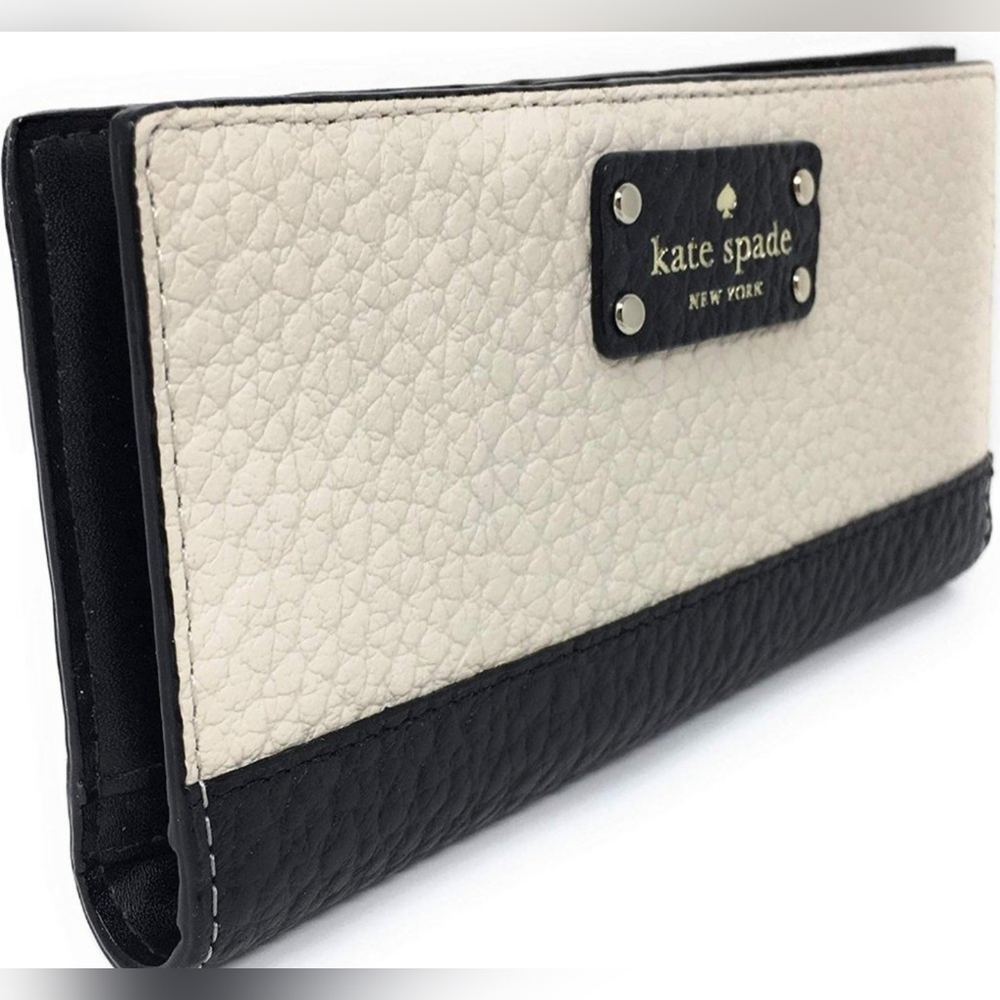 Authentic Kate Spade Bay Street "Stacy" Leather Wallet NWT